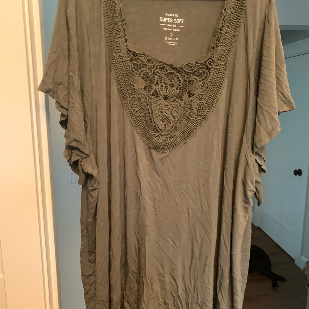 Torrid super soft crochet tunic - olive green sz 5